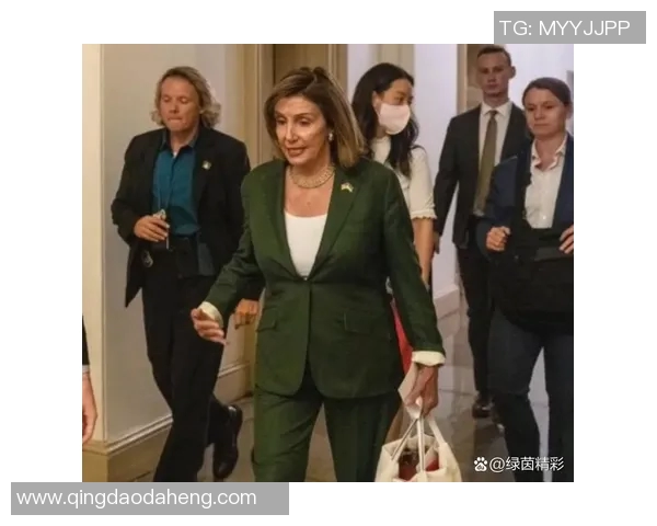 佩洛西与足球明星的精彩交集盘点及其背后的故事 佩洛西与足球明星的精彩交集盘点及其背后的故事
